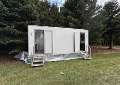 Marquees.Com | Modular and Clearspan Marquee Hire Cheshire and North West | Luxury marquee toilets